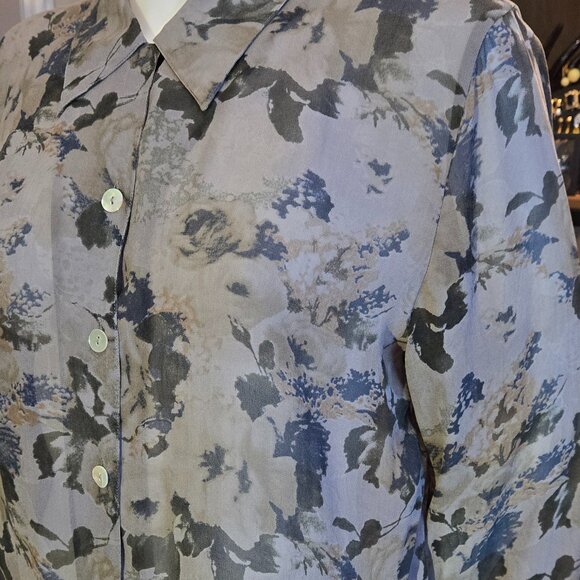 NWOT Gray Floral 100% Silk Button Down Shirt L 12-14 - Picture 2 of 10
